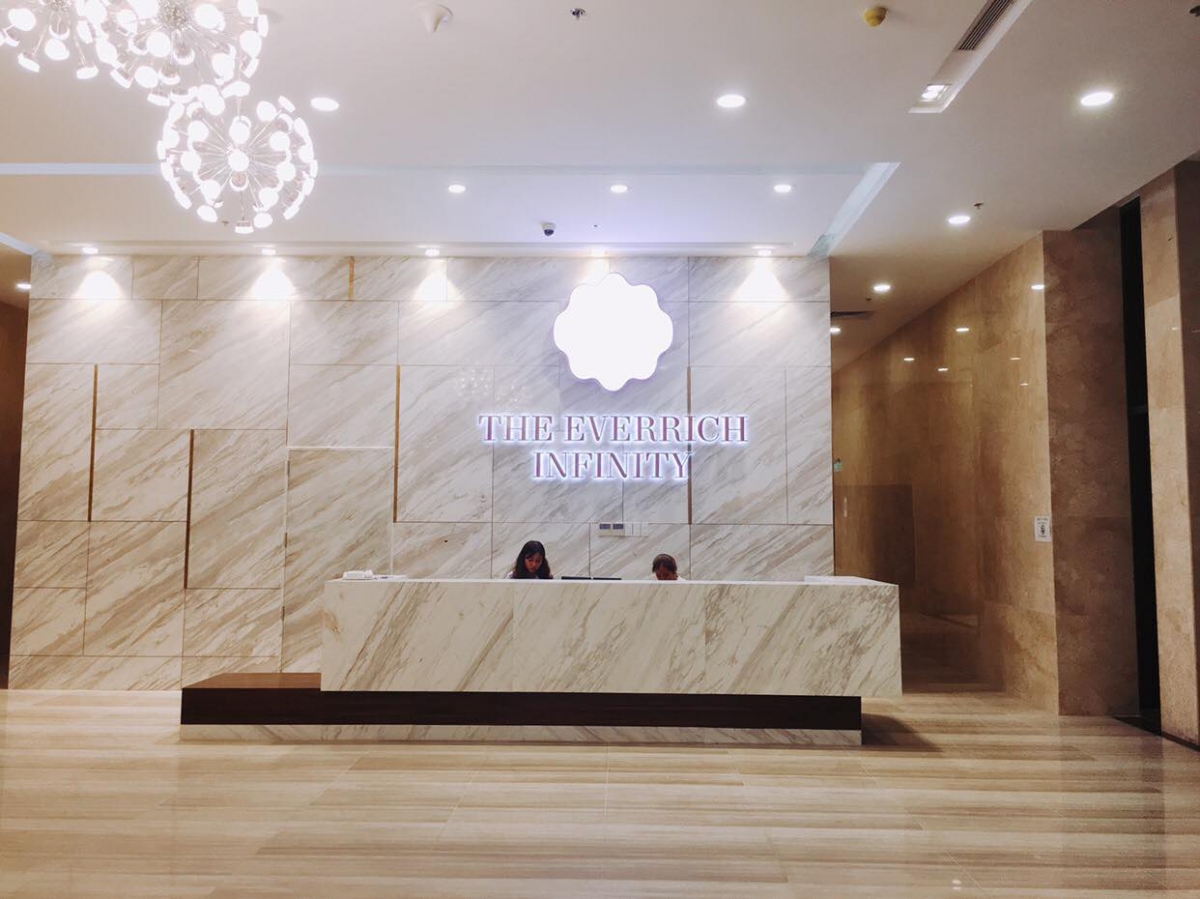 Sanh-lounge-can-ho-the-everrich-infinity
